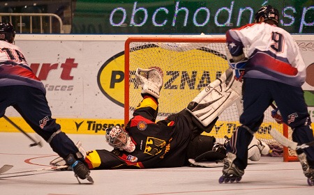Spojené státy uštědřily drtivý debakl Němcům a jsou v semifinále